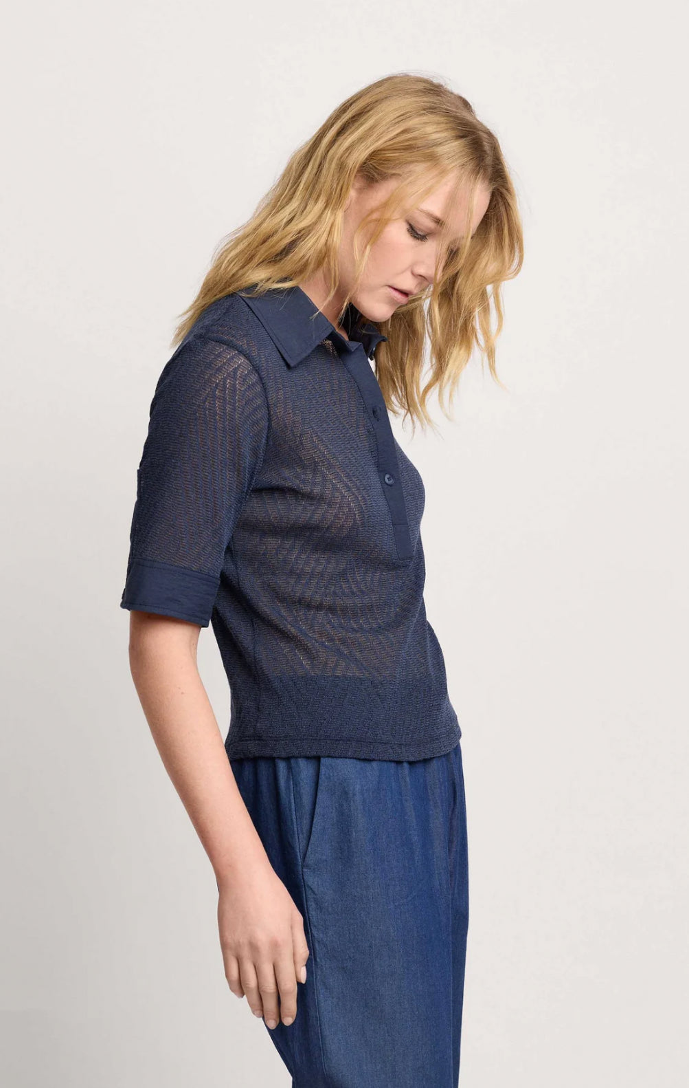 BLUSA CON COLLETTO A VELA - NERINA - BLU