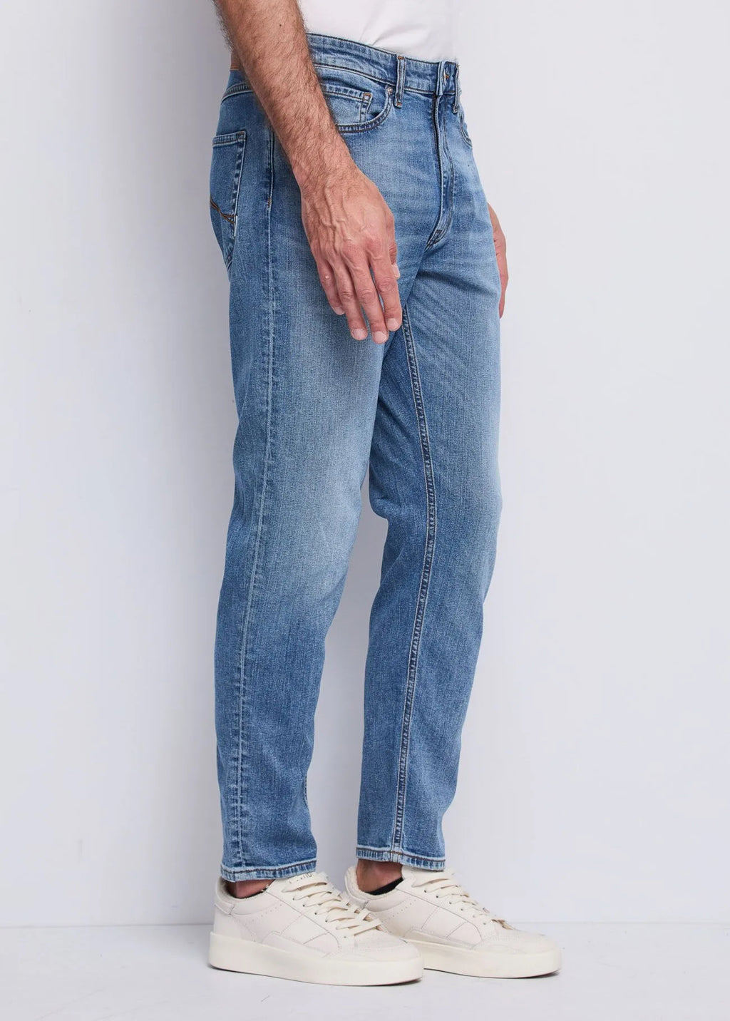 Jeans tapered in cotone