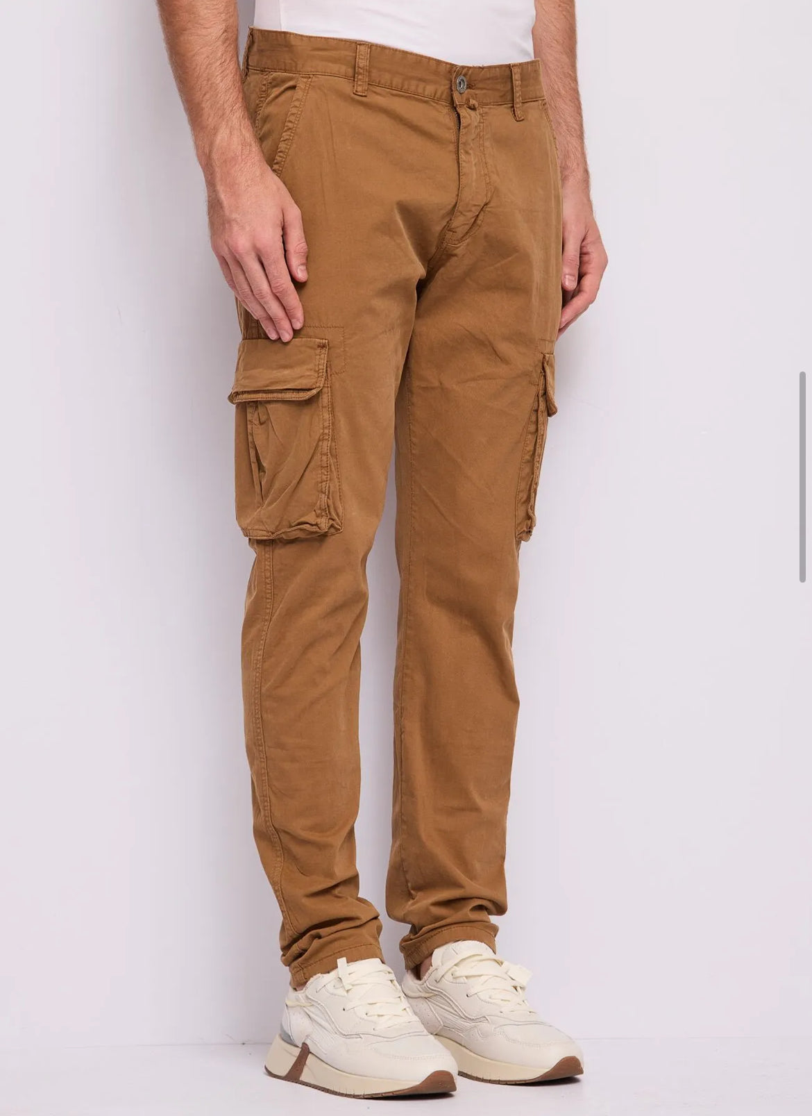 Pantalone cargo Gaudì