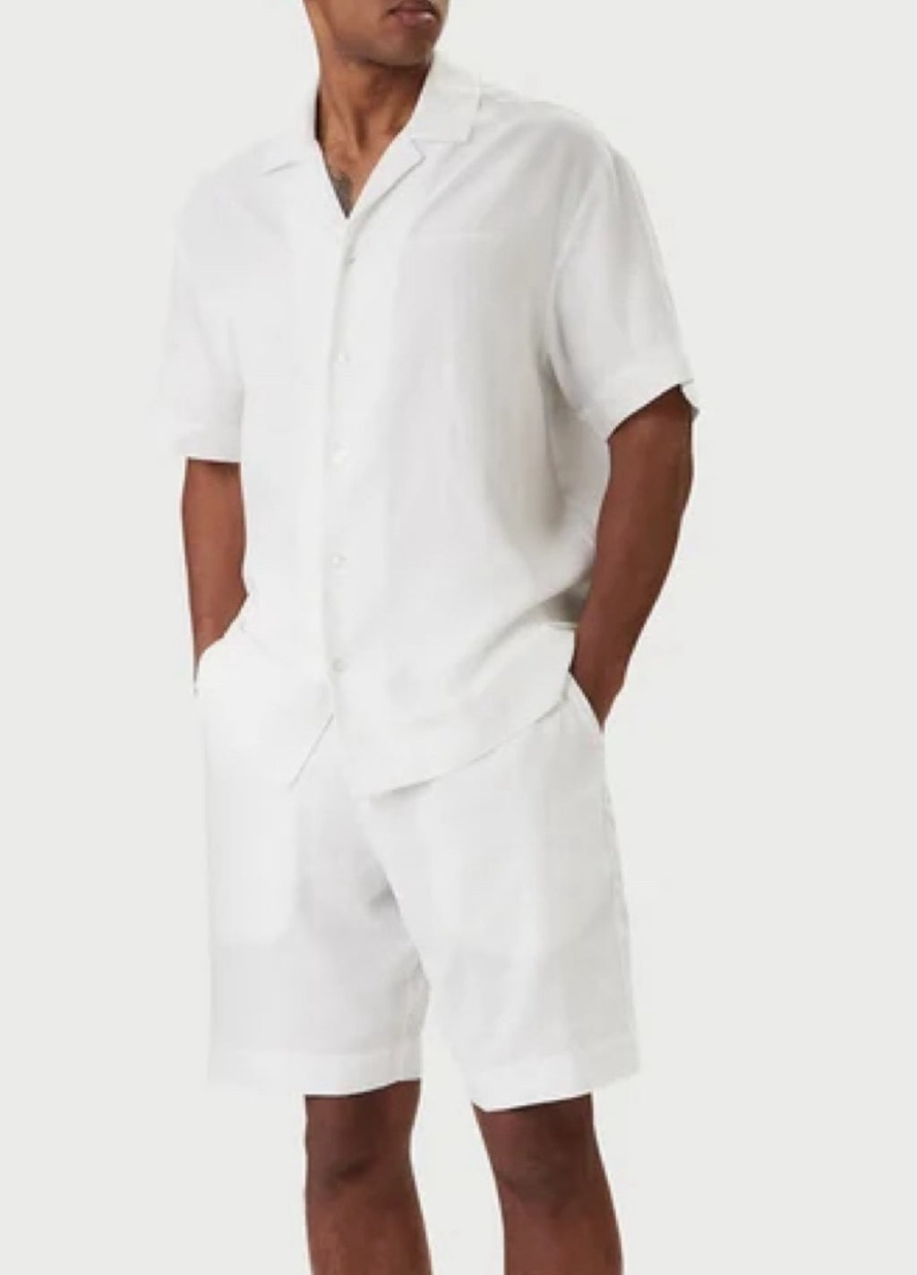 Camicia Emporio Armani
Regular Fit (2 varianti colore)