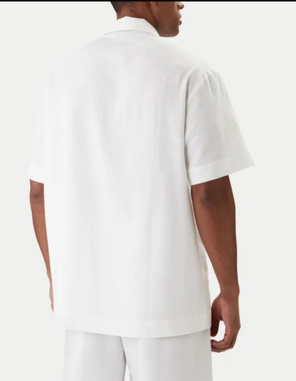 Camicia Emporio Armani
Regular Fit (2 varianti colore)